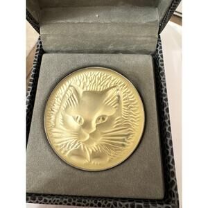 Authentic rare Lalique cat